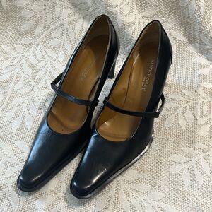 Kenneth Cole Black Heels